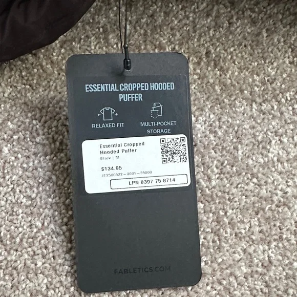 Fabletics Black Cropped Hooded Puffer - Picture 3 of 4